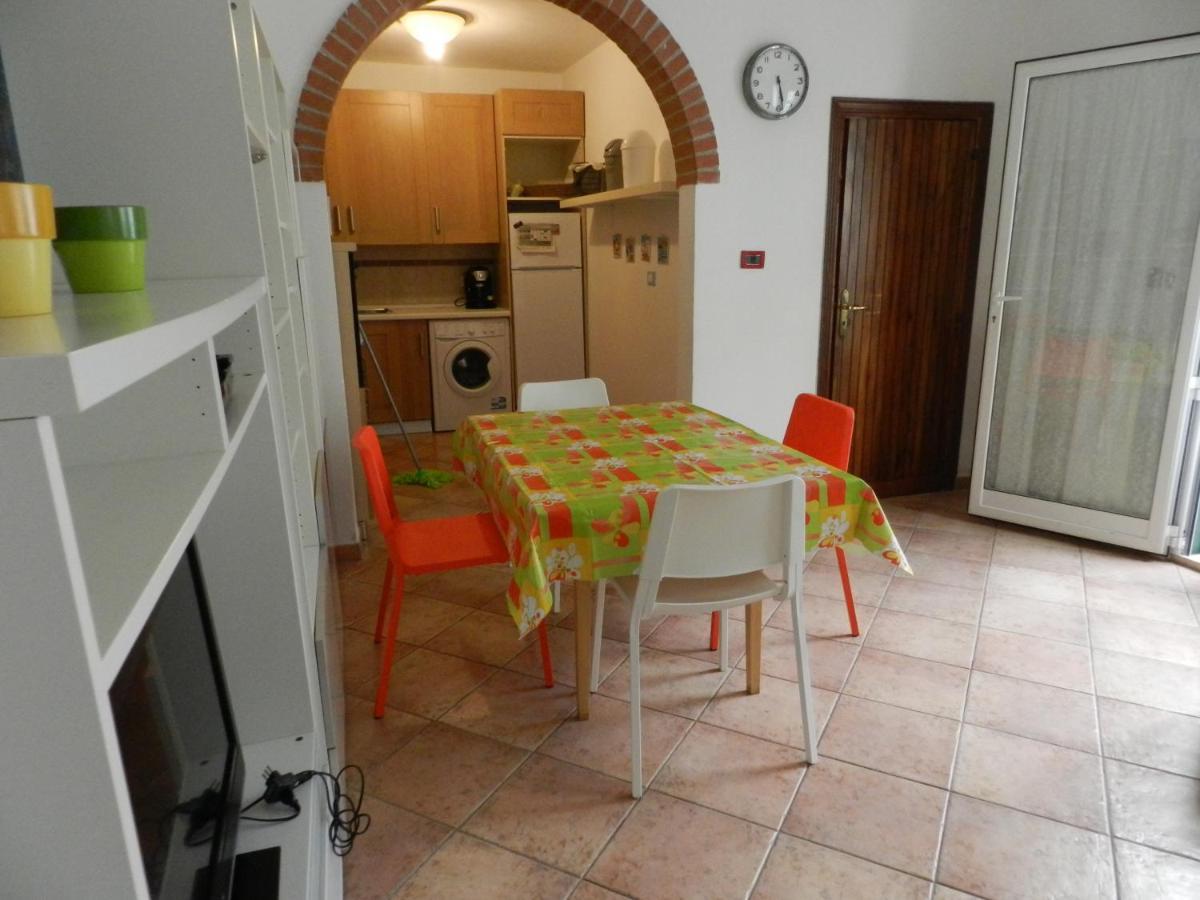 Eremomarino Apartment Ливорно Экстерьер фото