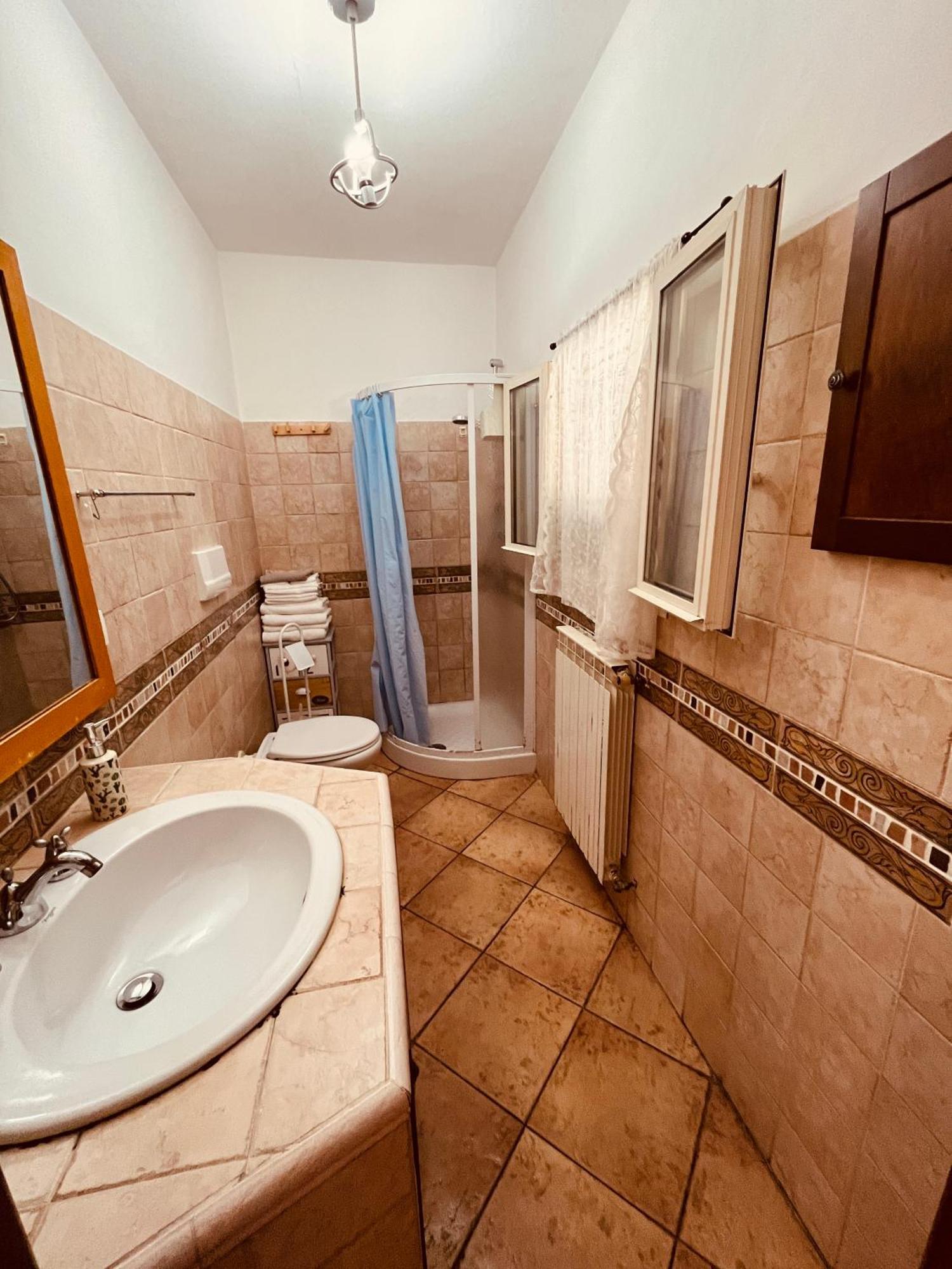 Eremomarino Apartment Ливорно Экстерьер фото
