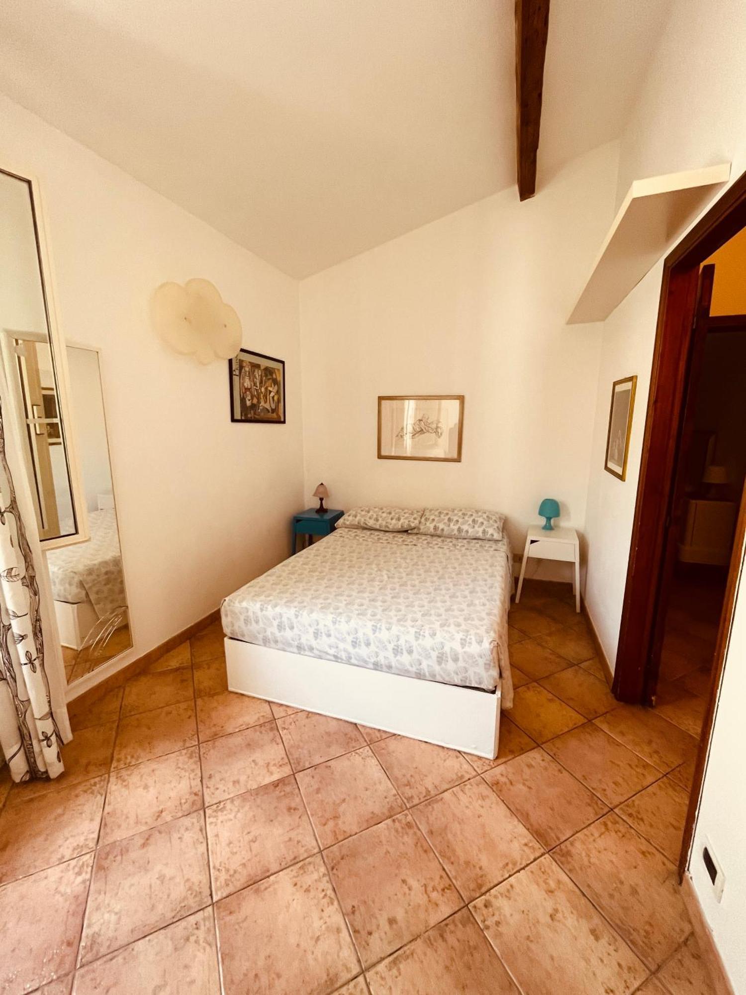 Eremomarino Apartment Ливорно Экстерьер фото
